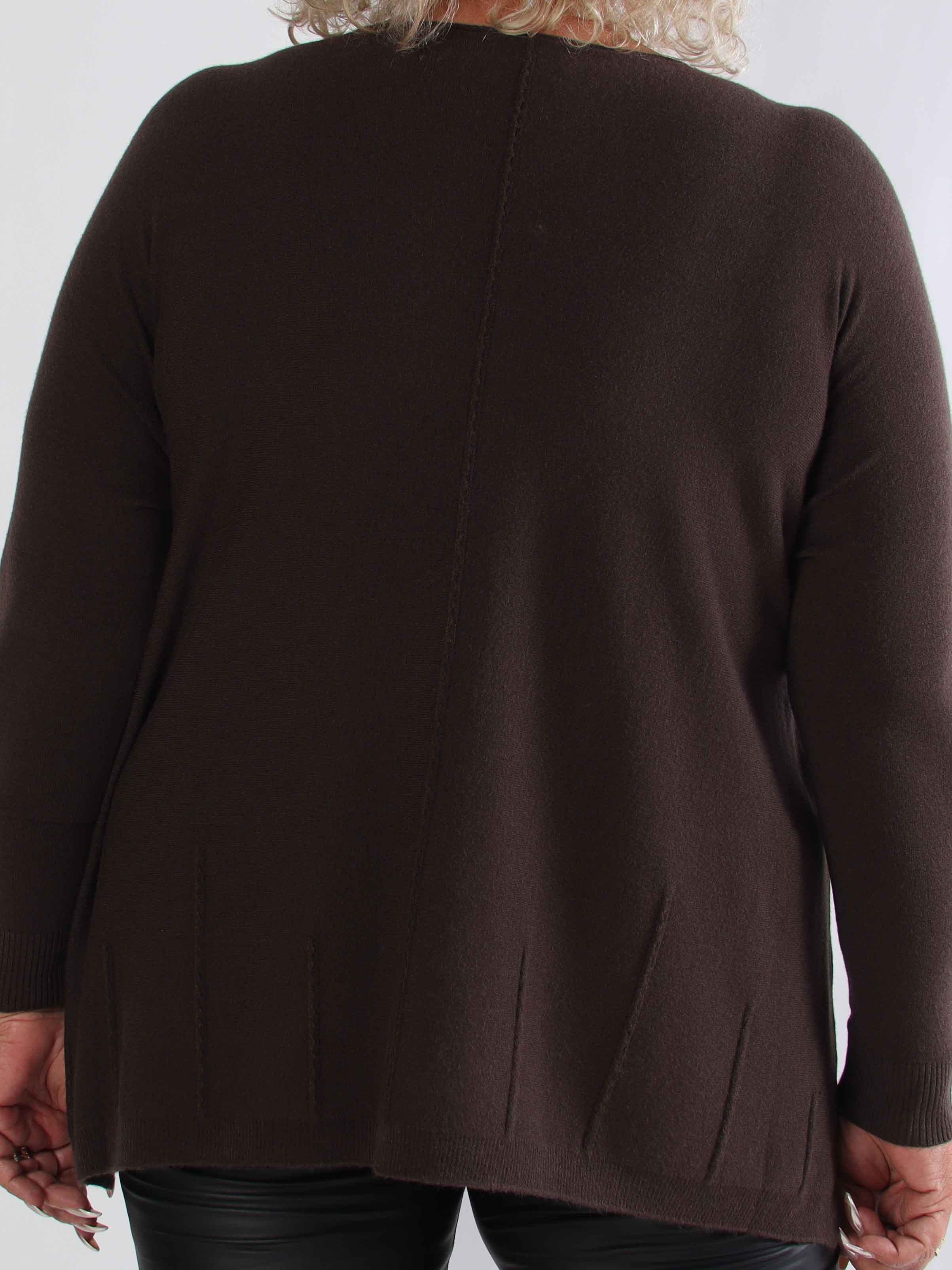 Inga - Meget blød plus size strikbluse pyntet med similisten